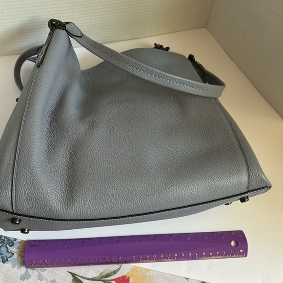 Light blue color Coach hand bag - Picture 4 of 7